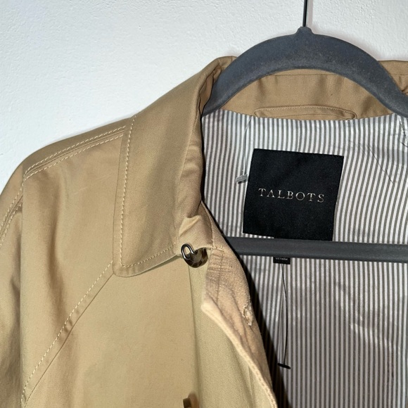 NWOT Talbots Trench Cape/Coat - Picture 5 of 10